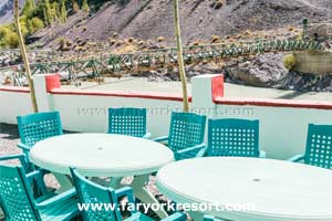 Faryork Resort Nurla Ladakh Open Restaurant